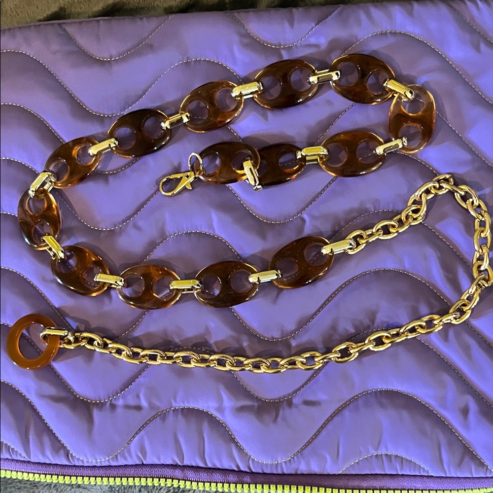 Elegant Gold and Brown Chain Necklace